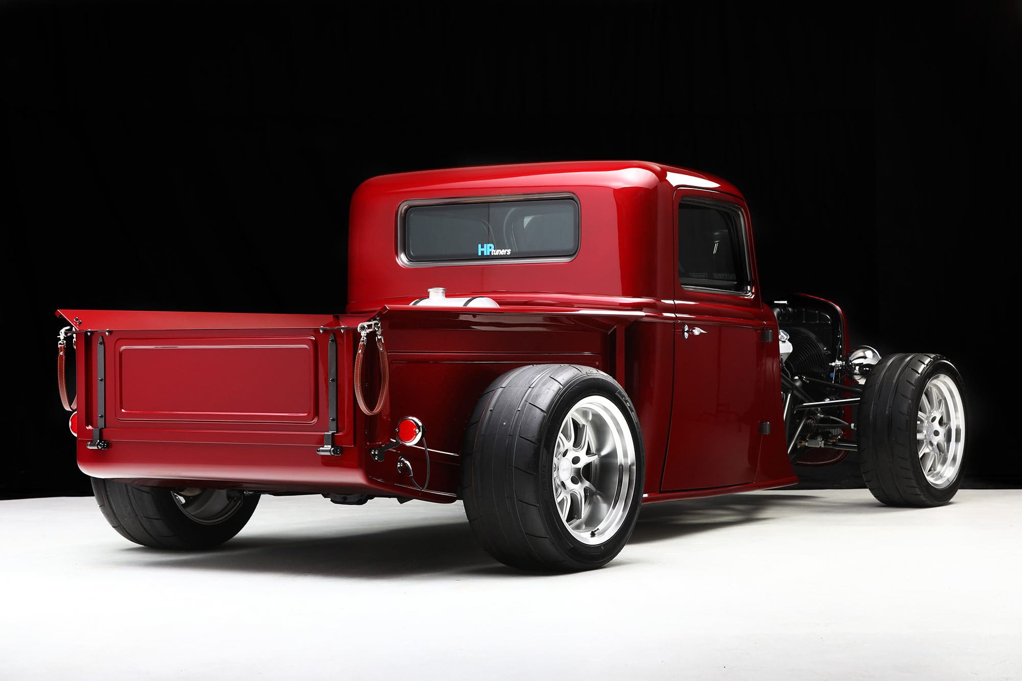 traxxas snap on 35 hot rod truck