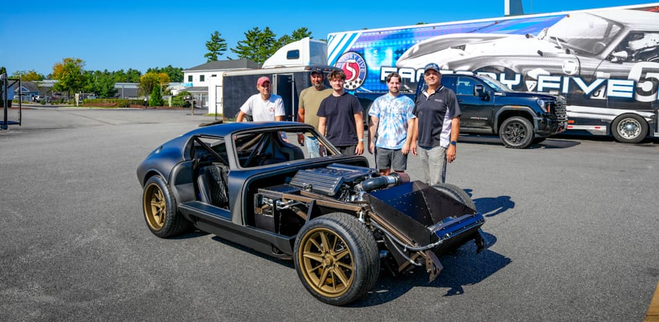 Meet the First 30th Anniversary Carbon Fiber Coupe Owners – Damon